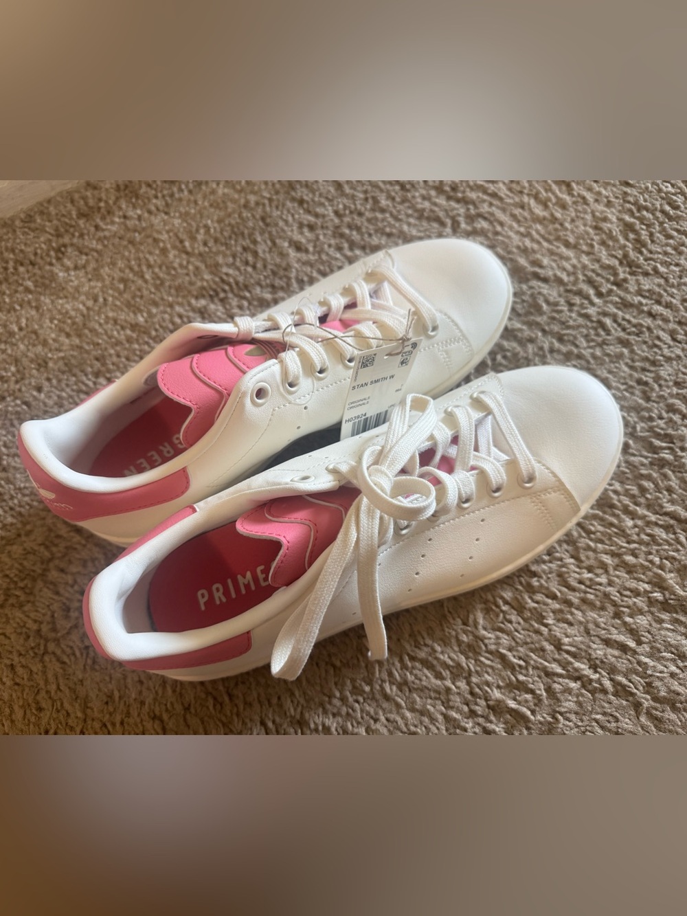 Adidas pink Stan Smith